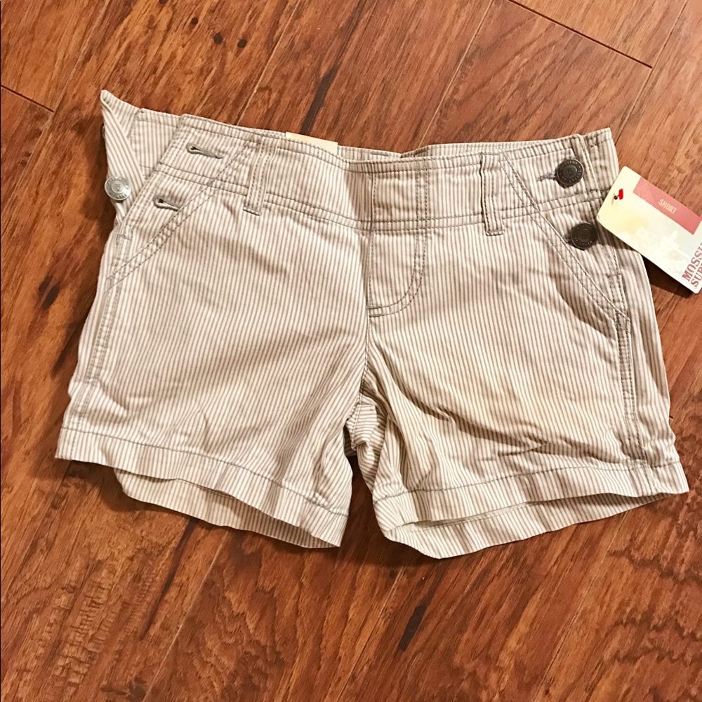 Mossimo NWT size 1 shorts