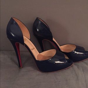 ✨AUTHENTIC Christian Louboutin Heels✨