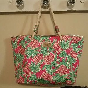 Lilly pulitzer shoreline tote