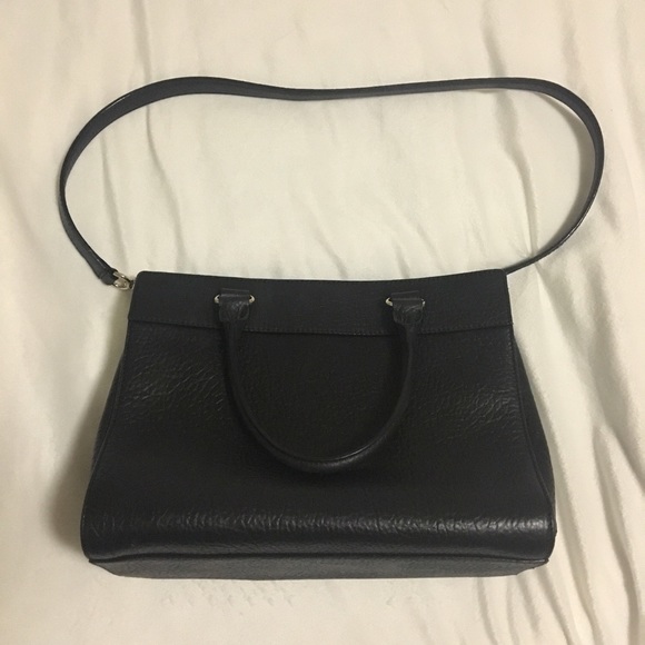 SOLD❌ Kate Spade ♠️ Perri Lane Romy bubble satchel - Picture 4 of 6