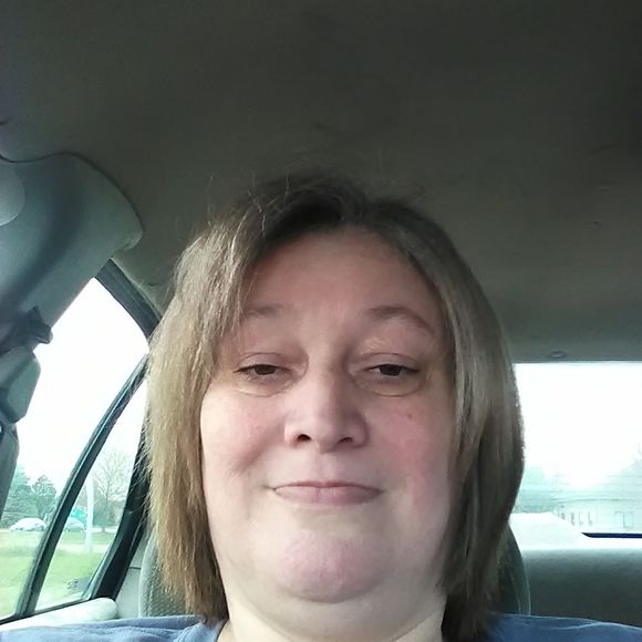 Meet your Posher, Stacie - Picture 1 of 1