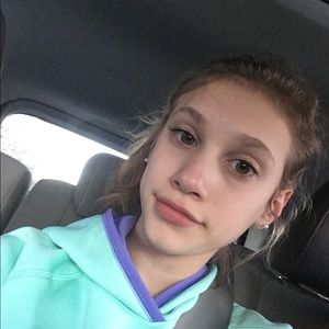 Meet your Posher, Jillian