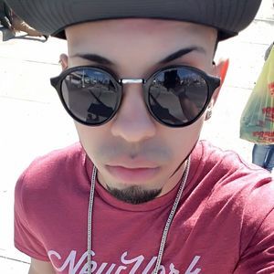 Meet your Posher, Luis