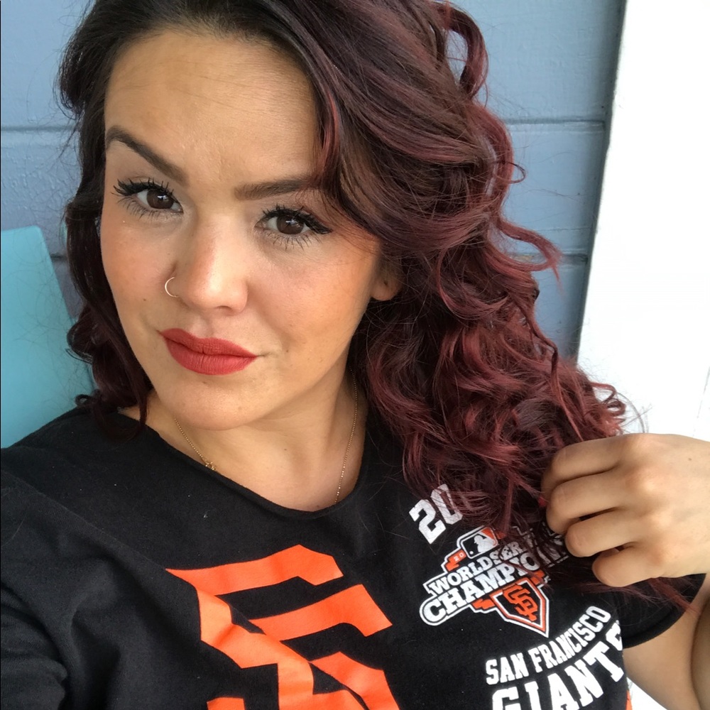 Meet your Posher, Jacqueline