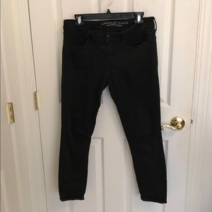 Black Low Rise Jegging