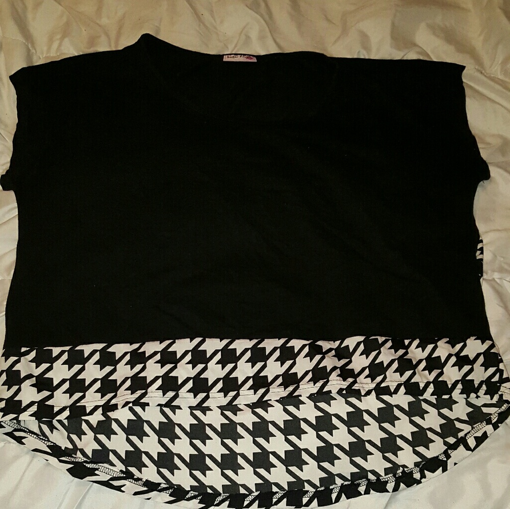 Sugar Kisses Black and White Shirt 3X