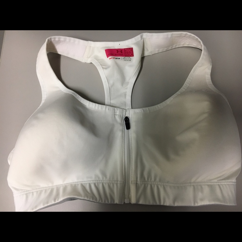 Under Armour Heat gear sports bra 36C NWOT