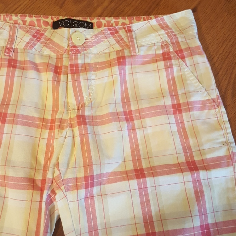 Volcom Sz3 - Picture 2 of 3