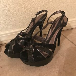 Guess by Marciano leather sole 5" heels