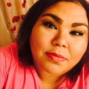 Meet your Posher, Marie