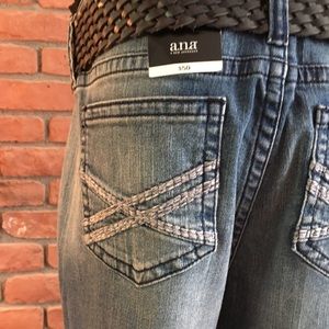 a.n.a. Bootcut Jeans 👖 🌟long length 🌟Size 29/8