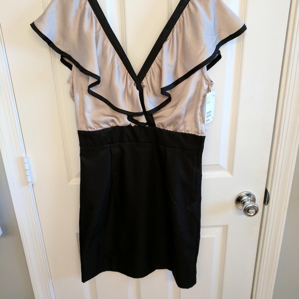 H&M  Champagne and Black NWT