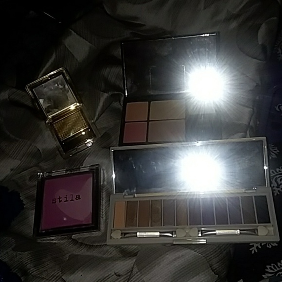Makeup bundle - Picture 3 of 3
