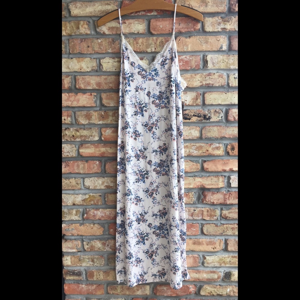 Floral Print and Lace Midi Dress