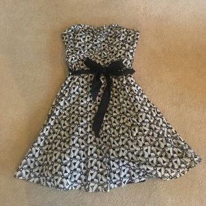 Flower Patterned Strapless Dress