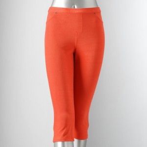 Simply Vera Wang Chino Capri Leggings