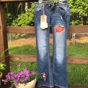 Amethyst jeans brand new size 0