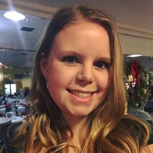 Meet your Posher, Caitlin