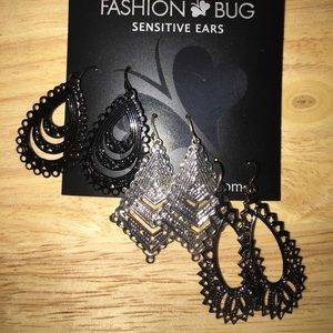 Chandelier earring set