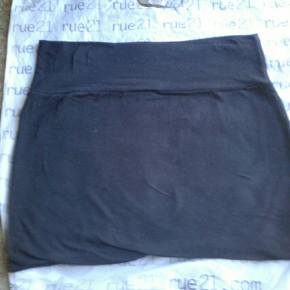 ~Black mini skirt~ - Picture 2 of 3