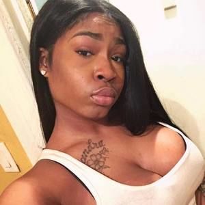 Meet your Posher, Raina