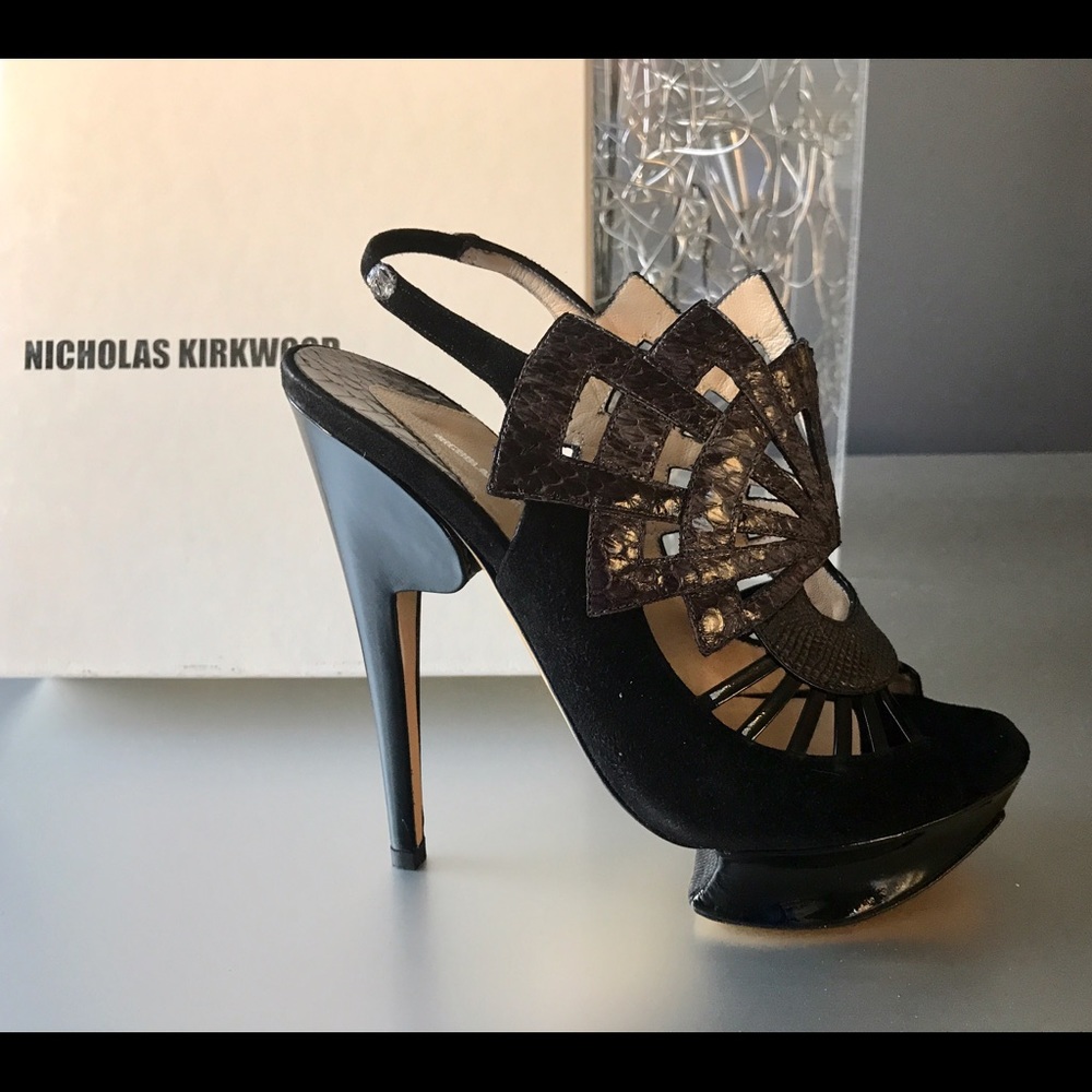 NEW- Black Platform Sling Back Sandals