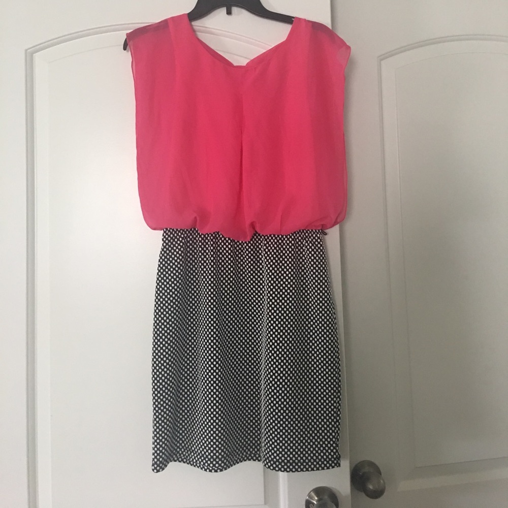 Polka dot dress!