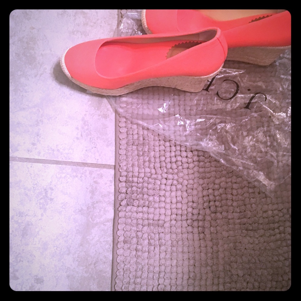 Coral espadrilles