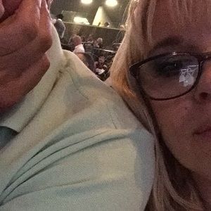 Meet your Posher, Irina