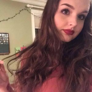 Meet your Posher, Christina