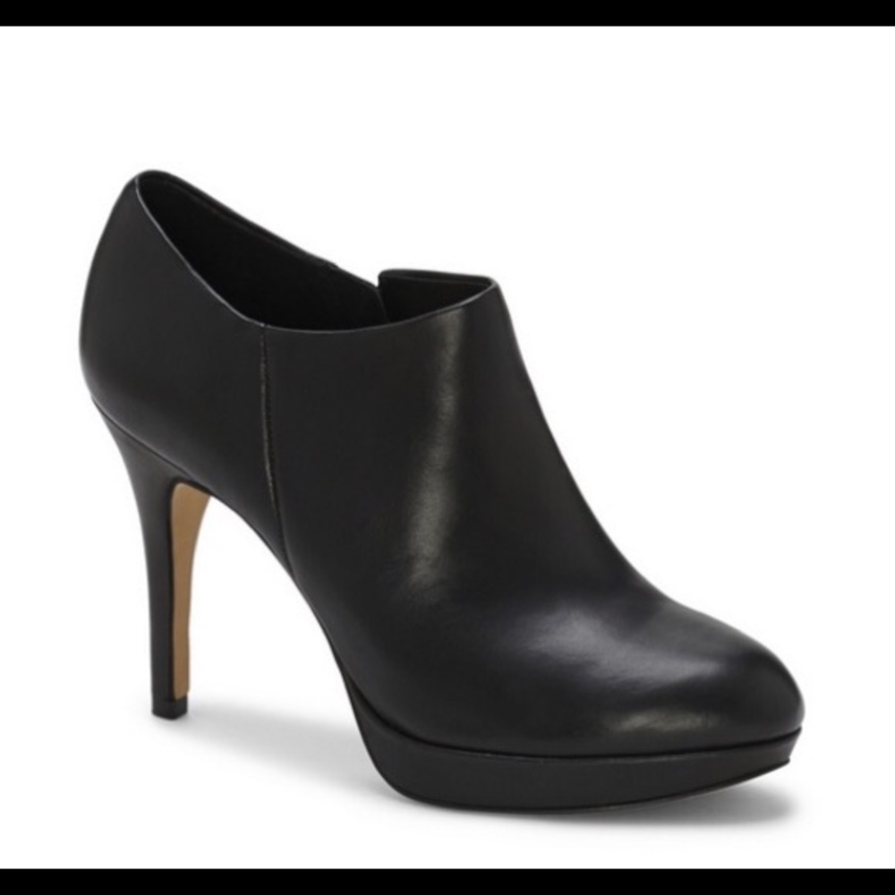 Black Vince Camuto Platform Elvin Round Toe Bootie