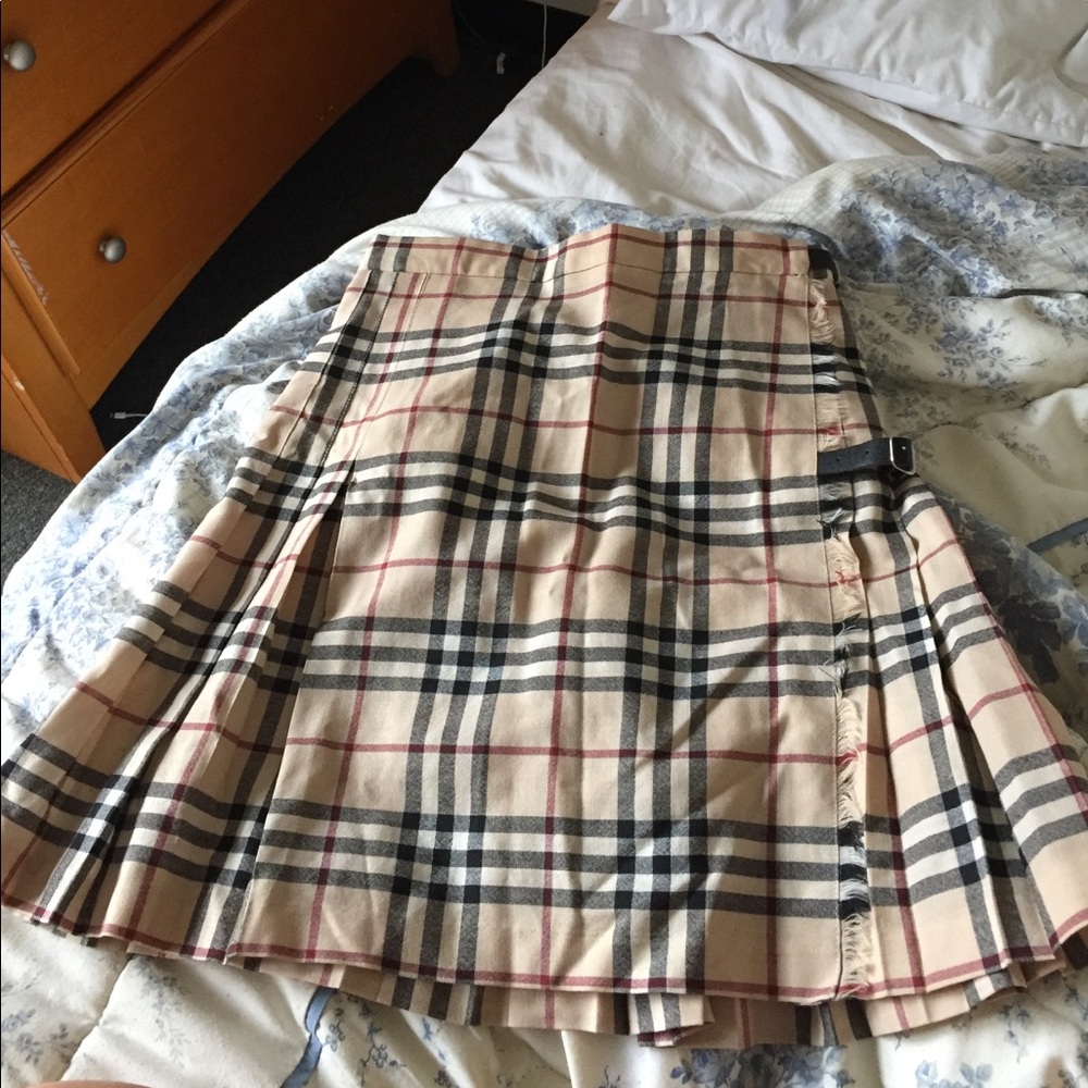 Burberry London wrap pleated skirt kilt authentic