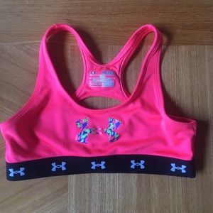 YouthXL UNDER ARMOUR SPORTS BRA