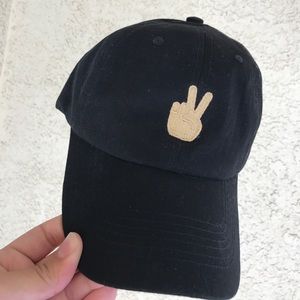 Peace Sign ✌️Dad Hat black