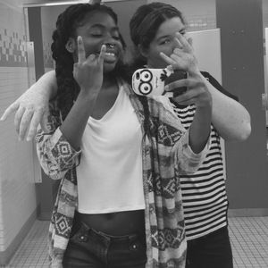 Meet your Posher, Corrine