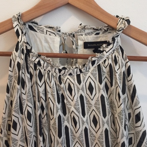 Geometric Pattern Banana Republic Dress - Picture 3 of 4