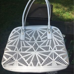 🌧☀️⛅️PERFECT FOR SUMMER🌦☀️🌥