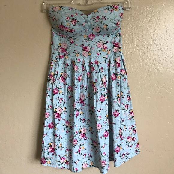 Strapless Floral Dress - Picture 8 of 8