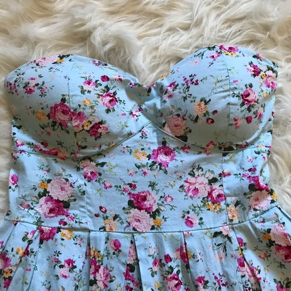 Strapless Floral Dress - Picture 2 of 8