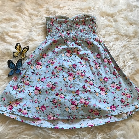 Strapless Floral Dress - Picture 4 of 8