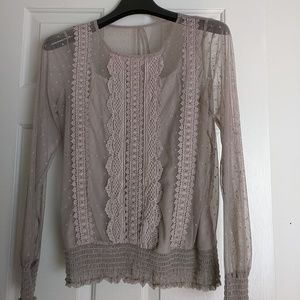 Gorgeous blouse. Never worn!