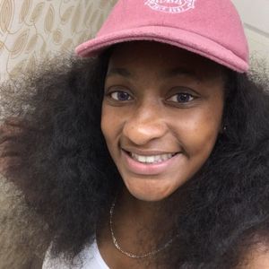 Meet your Posher, Kira