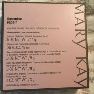 Mary Kay TimeWise Repair Volu-firm Set