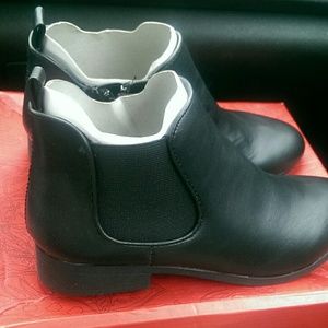 American Rag Black Chelsea Boots size 7