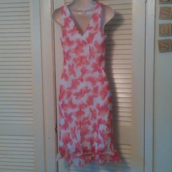 SIZE 7 CITY TRIANGLES SLEEVES DRESS - Picture 4 of 5