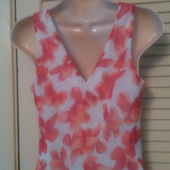 SIZE 7 CITY TRIANGLES SLEEVES DRESS - Picture 5 of 5