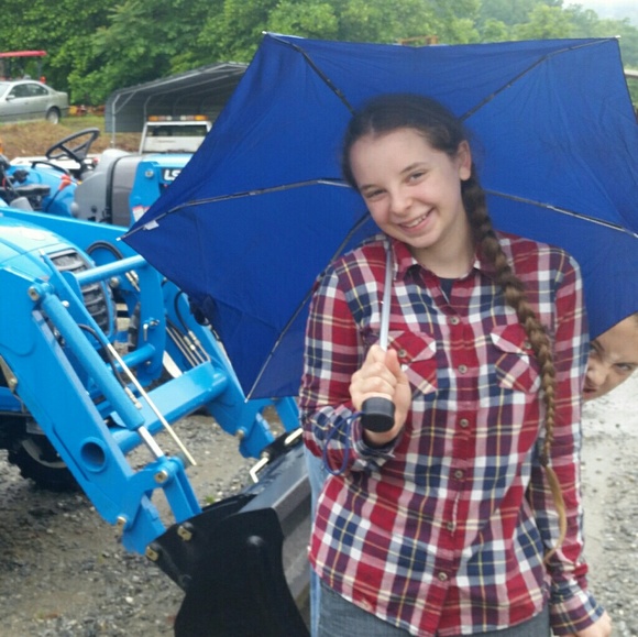 HEY YALL from 2nd Chapter Boutique - Picture 3 of 8