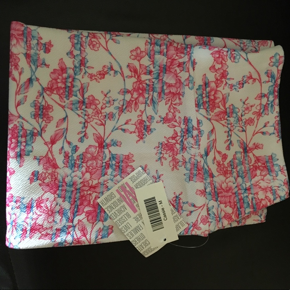 Medium floral Cassie