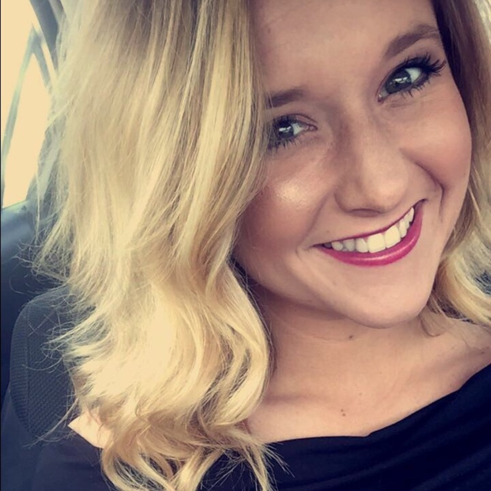 Meet your Posher, Allison