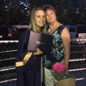 Meet your Posher, Hailey